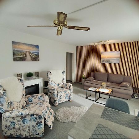 Grosszuegiges Und Helles 2-Zimmer-Appartement Im Kurgebiet バート・クロイツナハ エクステリア 写真