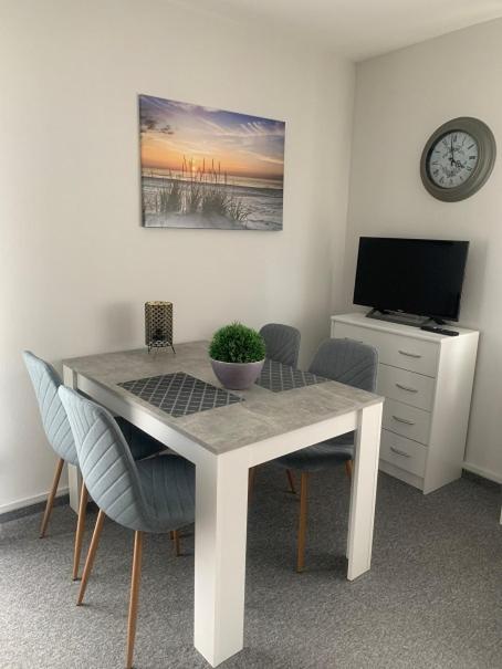 Grosszuegiges Und Helles 2-Zimmer-Appartement Im Kurgebiet バート・クロイツナハ エクステリア 写真